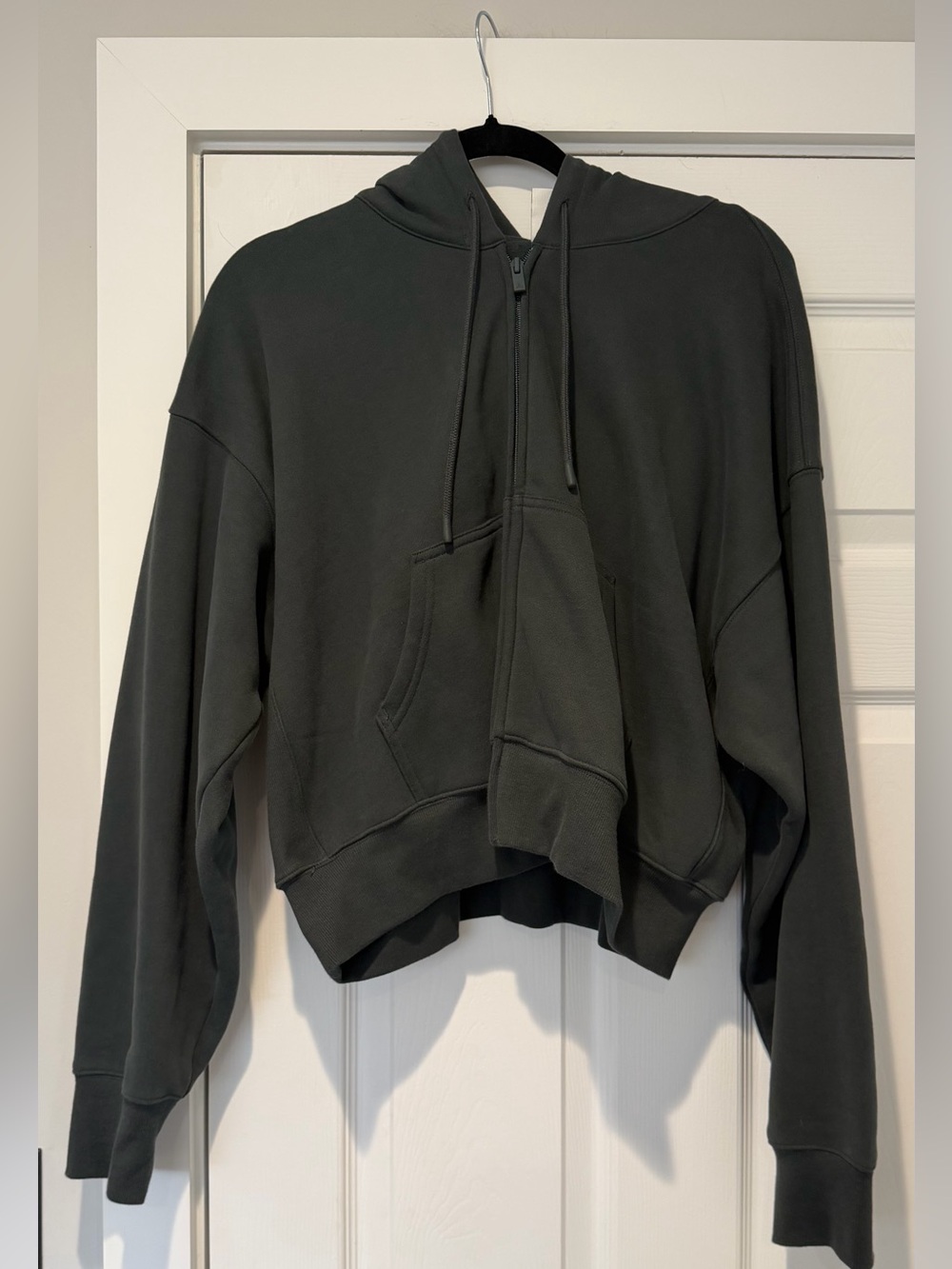 Auth.✅ Aritzia Cozy Boyfriend Boxy Zip
in “Mineral Green” Size Large 💚